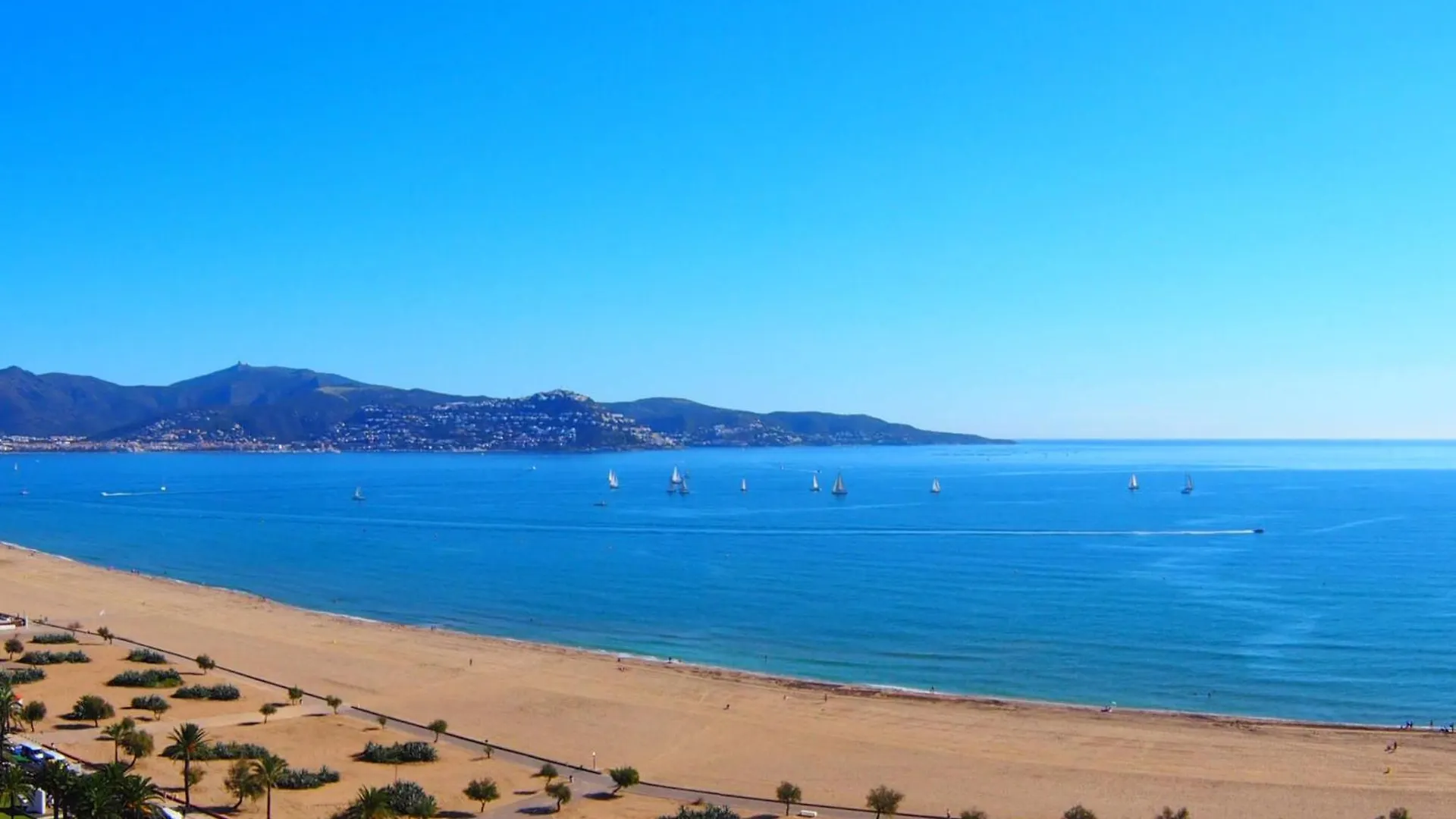 Holiday Home Calima By Interhome Empuriabrava