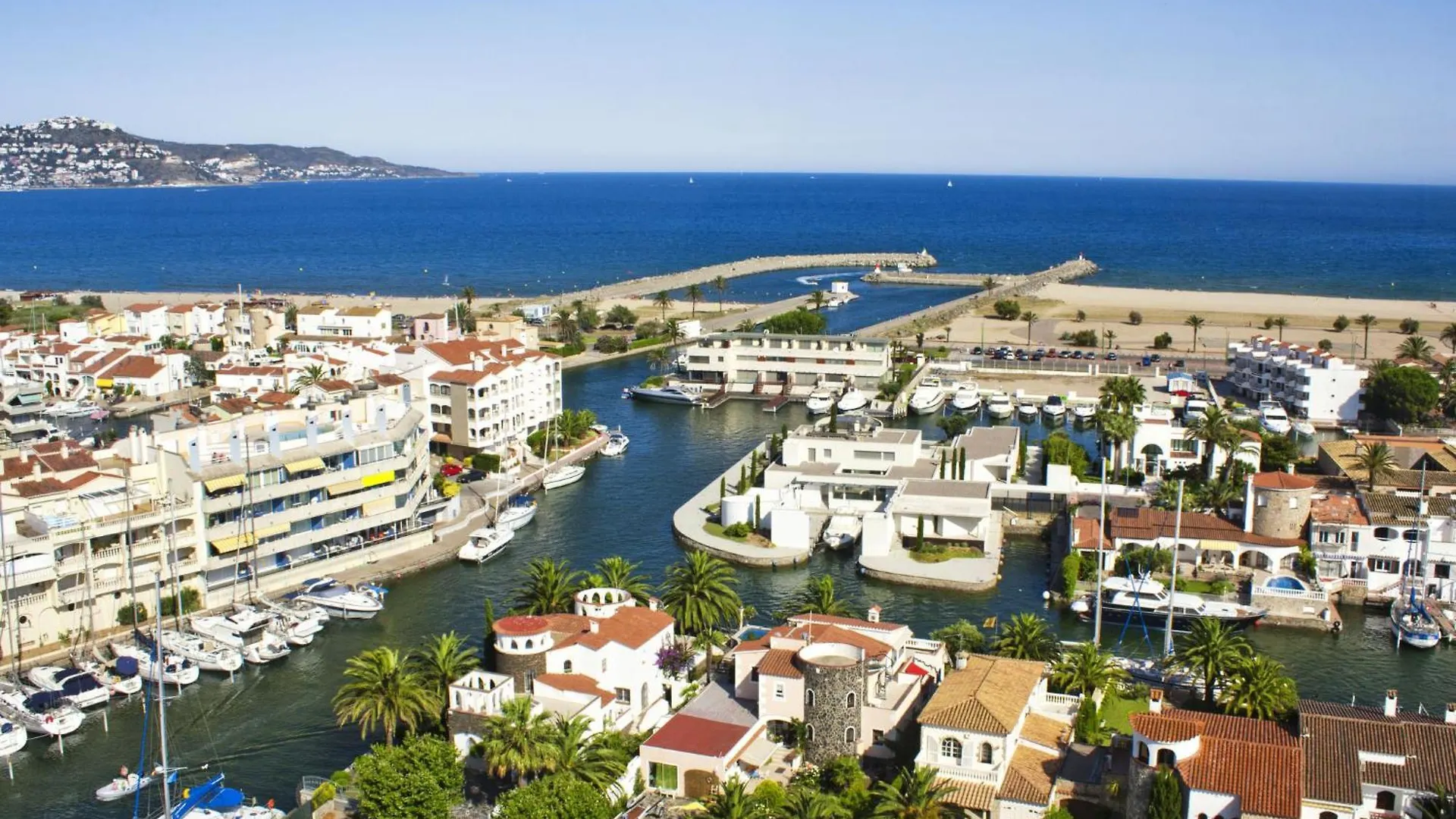 Holiday Home Calima By Interhome Empuriabrava